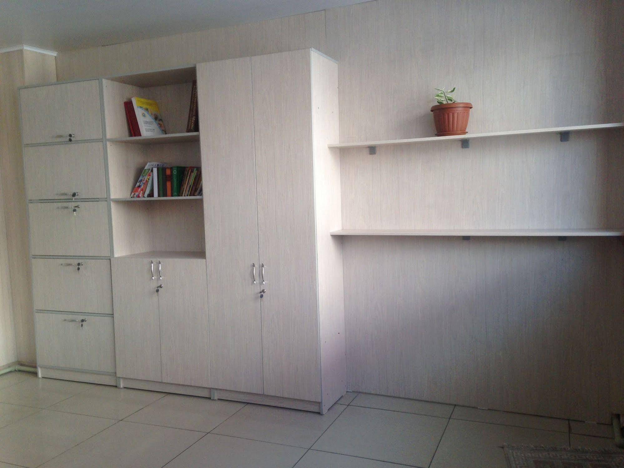 Fiveseasons Hostel Алма Ата Екстериор снимка